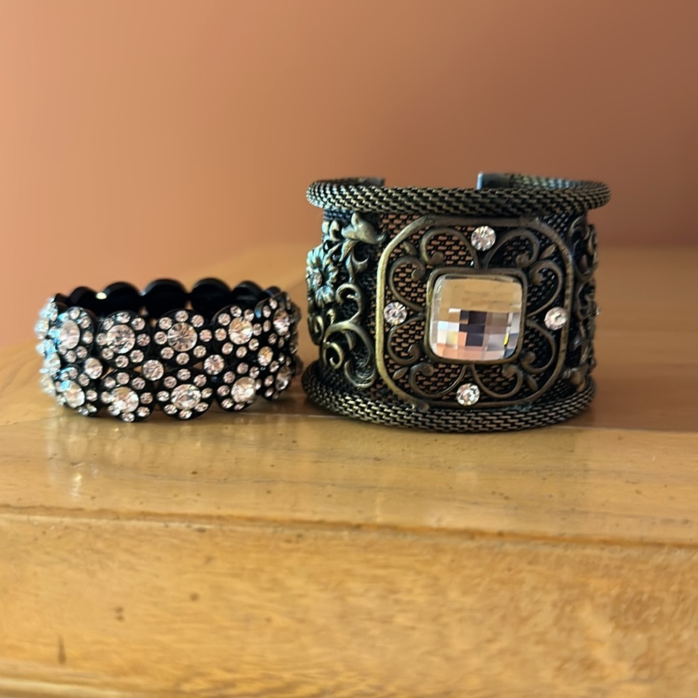 Costume cuffs